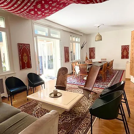Magnifique Avec Patio Exterieur * Vichy